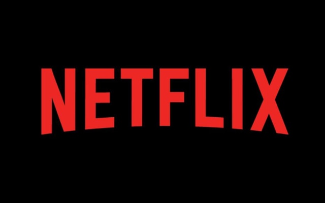 A Netflix foi a pioneira e chegou ao Brasil ainda em 2011.