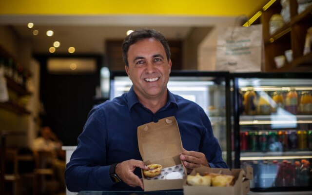 Luciano Touguinha é o fundador da Refood, que combate o desperdício de alimentos com sacolas surpresa