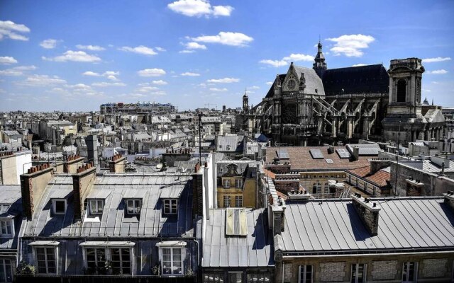 O prefeito de Paris está planejando um referendo sobre listagens de curto prazo em plataformas como o Airbnb