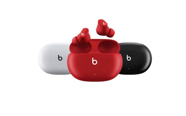 Por R$ 1,8 mil, Beats Studio Buds vêm em três cores: branco, vermelho e preto