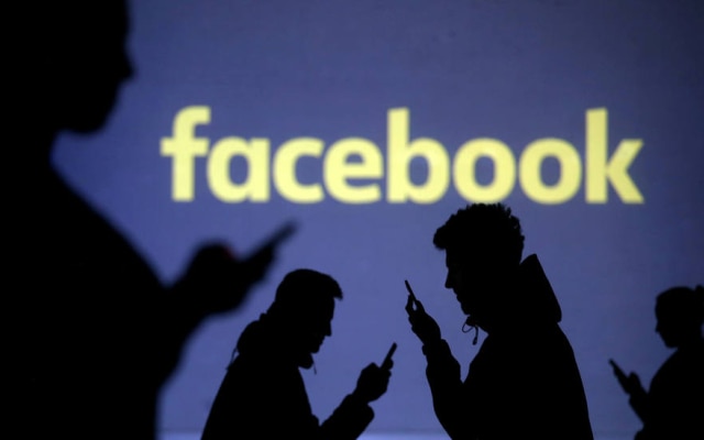 Facebook recentemente fez mudança em algoritmo que priorizou postagens de amigos e família em vez de notícias e outros conteúdos