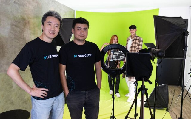 Nascida dos chineses Yan Di (esq.) e Zhang Zhen, startup Mobocity aposta no live commerce como tendência no varejo