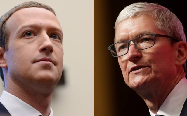 Mark Zuckerberg (esq.) é fundador e presidente executivo do Facebook, e Tim Cook é CEO da Apple