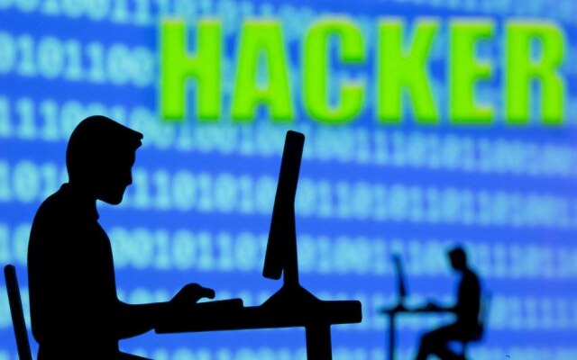 Suspeitos envolvimento com grupo hacker são presos em Londres