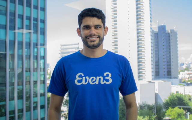 Leandro Reinaux é o fundador e CEO da Even3, startup de eventos científicos e corporativos