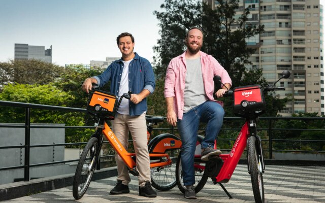 Tomás Martins e Maurício Villar, co-fundadores: meta é expandir bicicletas elétricas