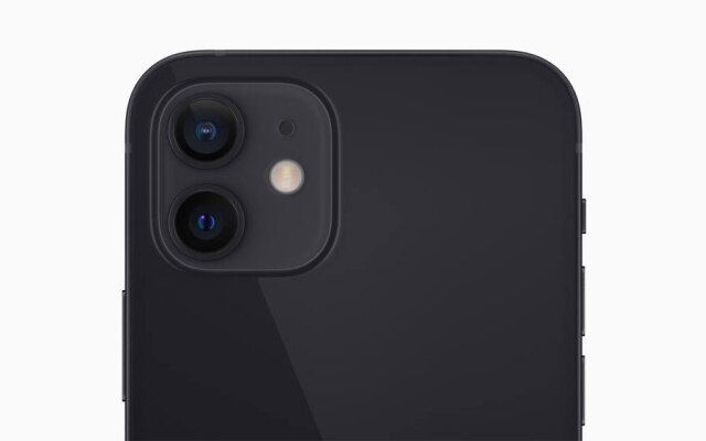 Câmera do iPhone 12 e iPhone 12 mini é composta por duas lentes: uma angular e uma ultra-angular