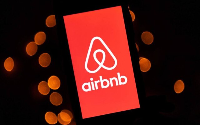 A expectativa é de que o Airbnb capte US$ 3,7 bilhões no IPO