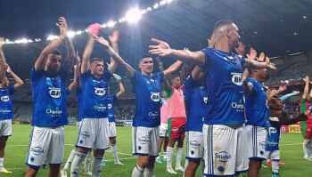 Cruzeiro ganha do Londrina e alcança o G-4 da Série B após 80 rodadas