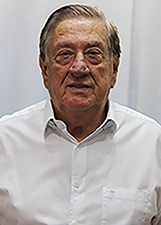 Dr. Felipe Carusi