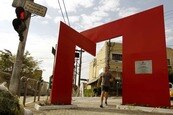 'Bello, dá licença meo'