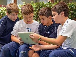Pentágono/Divulgação - Para o Colégio Pentágono todo o processo educacional leva em conta o aluno como pessoa e sua identidade familiar e é conduzido em estreita parceria com os pais