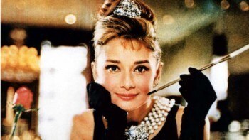 Audrey Hepburn em imagem de 'Bonequinha de Luxo'. Foto: REUTERS/Ronald Grant Archive/Handout