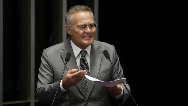 Renan discursou no plenário do Senado antes de deixar liderança do PMDB - Dida Sampaio/Estadão