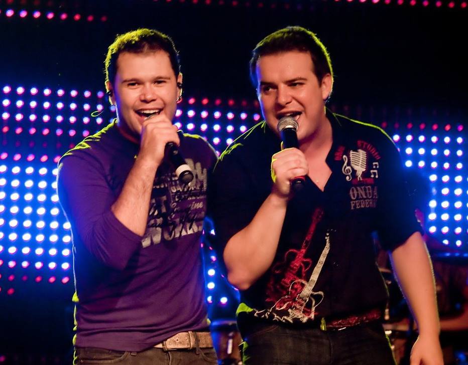 Com sobra, sertanejo domina as rádios de todo o Brasil em 2014