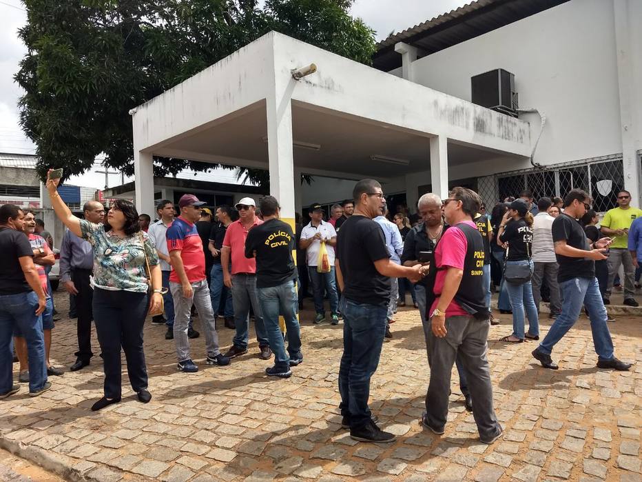Com greve de policiais, Rio Grande do Norte fecha comércio