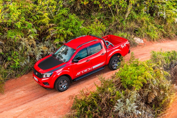 Nova Nissan Frontier Attack