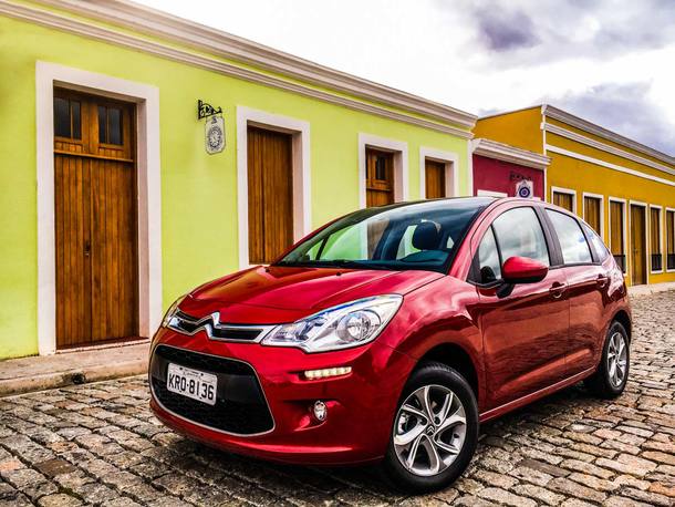 Os preços de carros brasileiros sem impostos