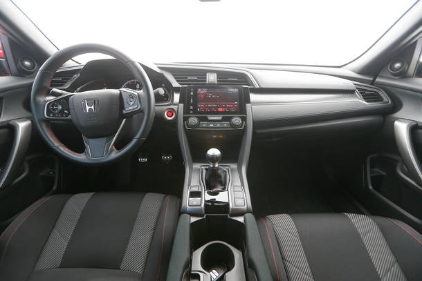 Honda Civic Si x VW Golf GTI 2018