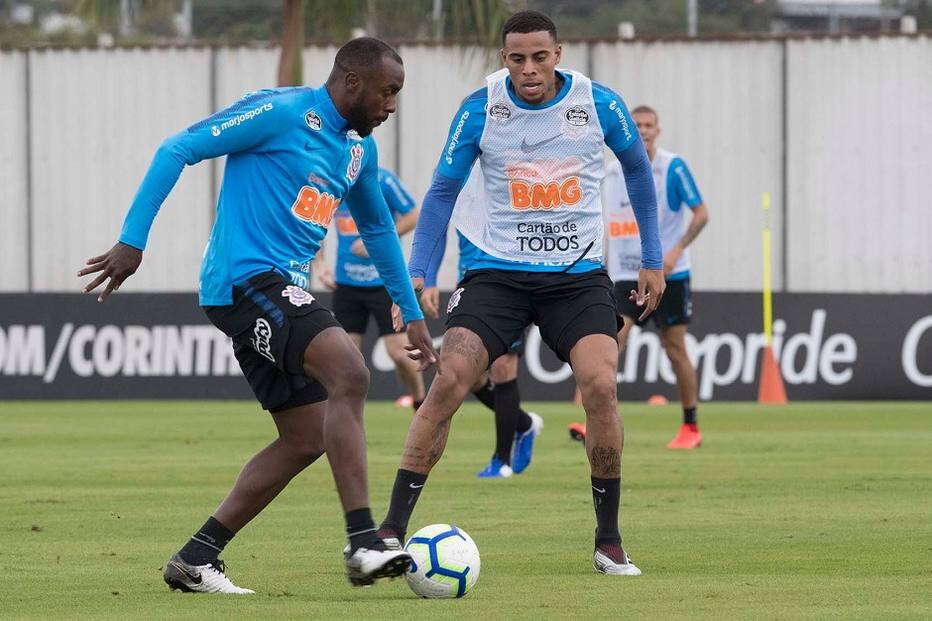 Corinthians tenta chegar ao quinto jogo seguido sem sofrer gols no Brasileirão