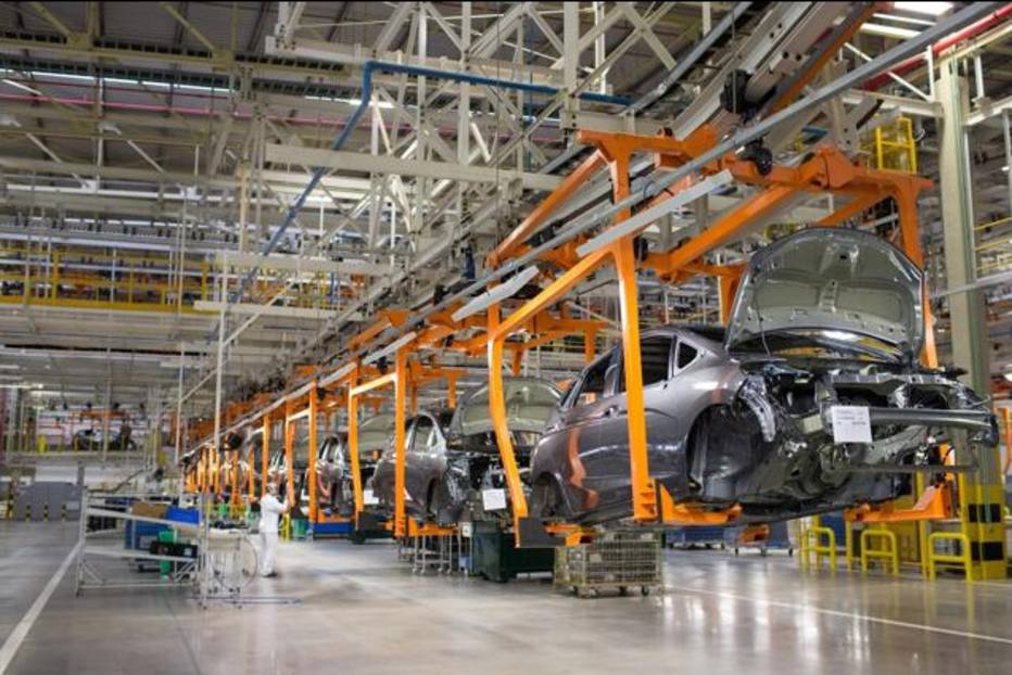 A fábrica de automóveis que é o retrato da crise do setor - Economia