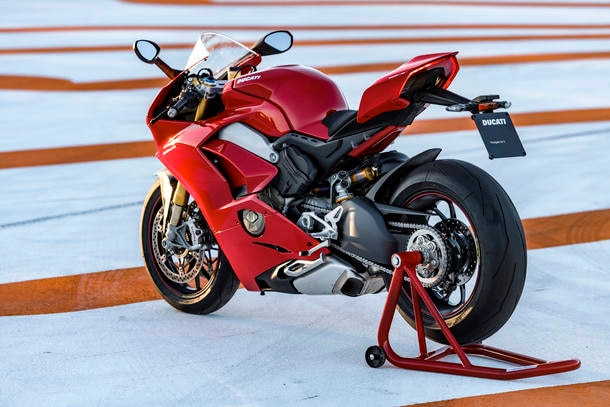 Ducati Panigale ganha série especial Mobilidade Estadão