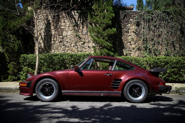Carro do leitor - Porsche 930 Slantnose