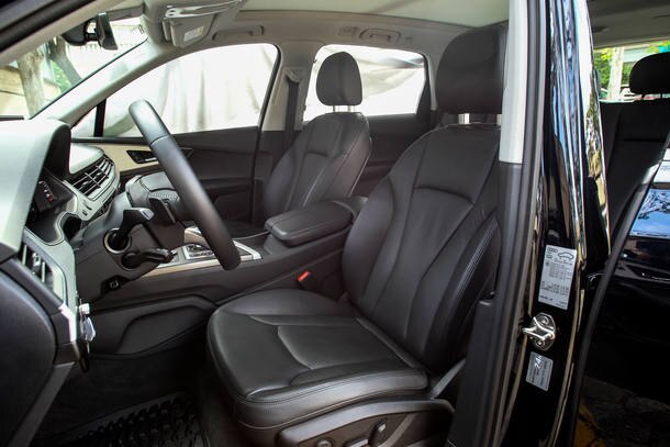 Comparativo: Audi Q7 x Land Rover Discovery