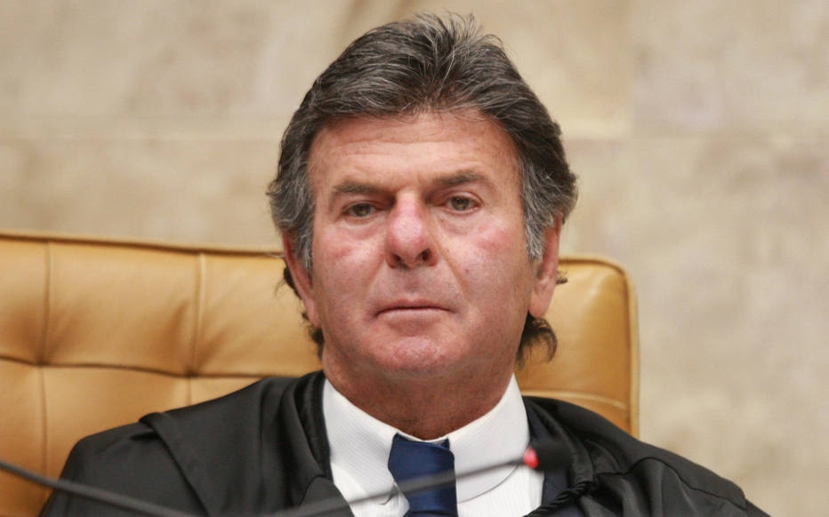Ministros do STF se reúnem após declarações de Bolsonaro e Fux fará pronunciamento em sessão Ministros do STF se reúnem após declarações de Bolsonaro e Fux fará pronunciamento em sessão