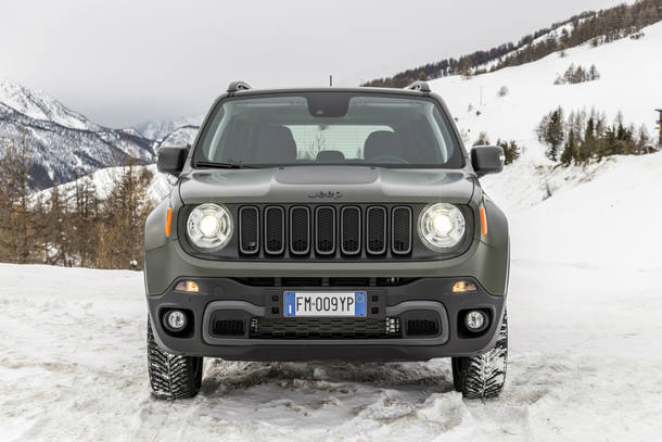 Jeep Renegade reestilizado na Europa