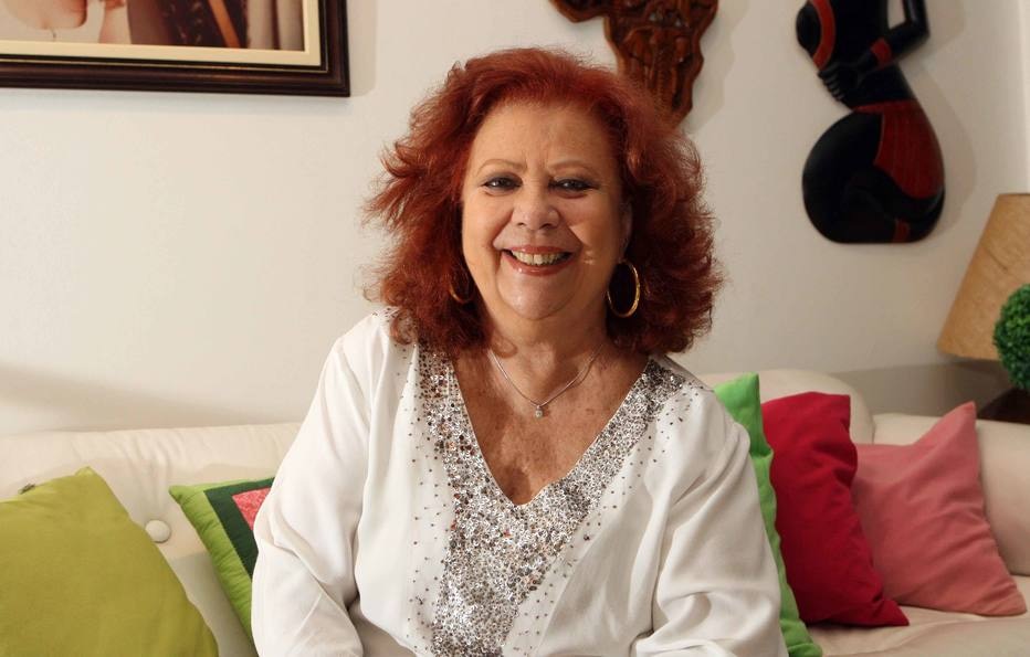 Morre a sambista Beth Carvalho aos 72 anos
