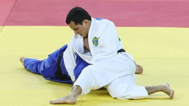 Sarah e Kitadai perdem e agora vão lutar pelo bronze no judô olímpico 4 Felipe