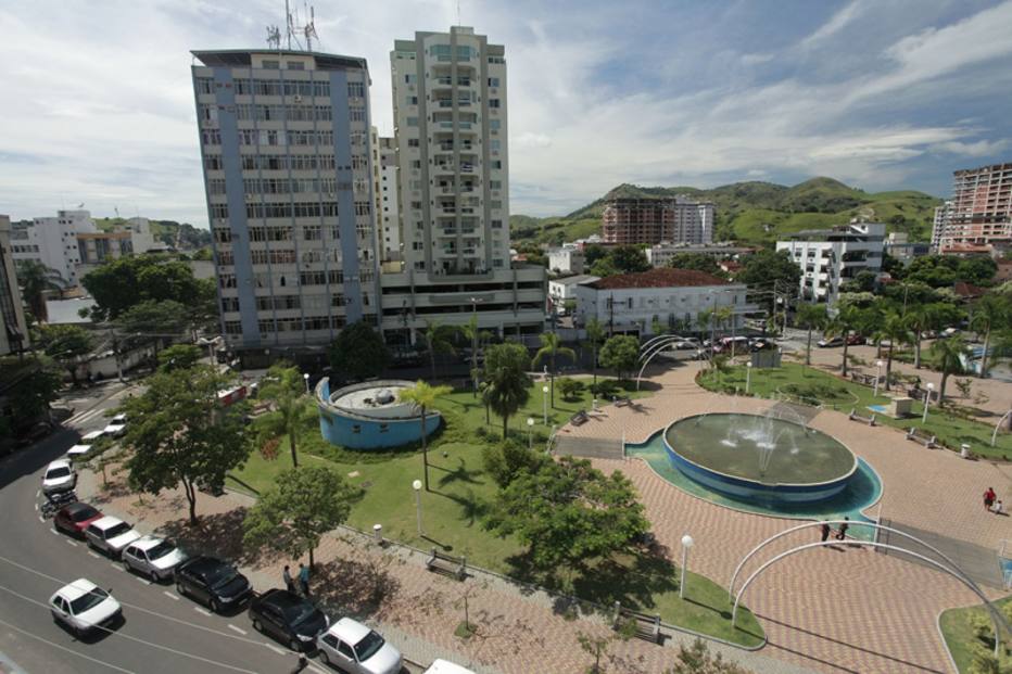 Menina de 3 anos morre após ser deixada dentro de carro no interior do Rio