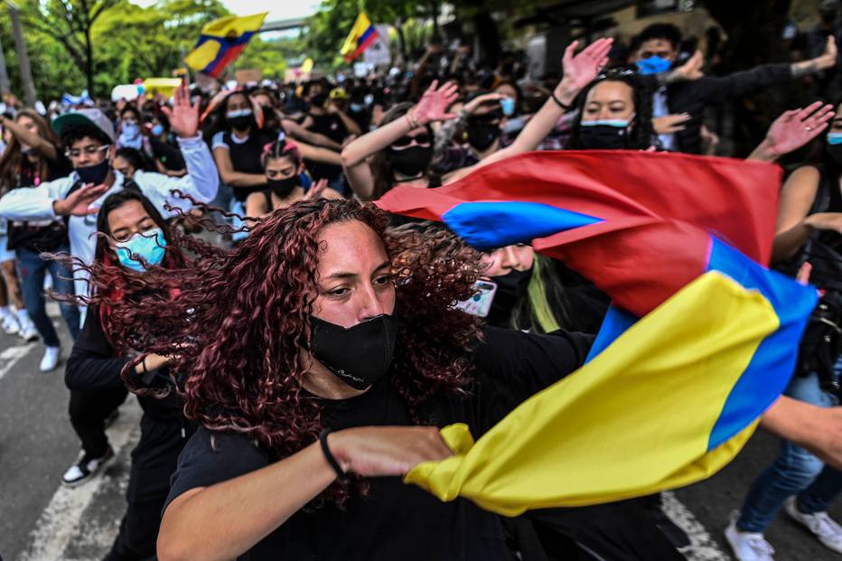 Manifestação protesto colombia medellin