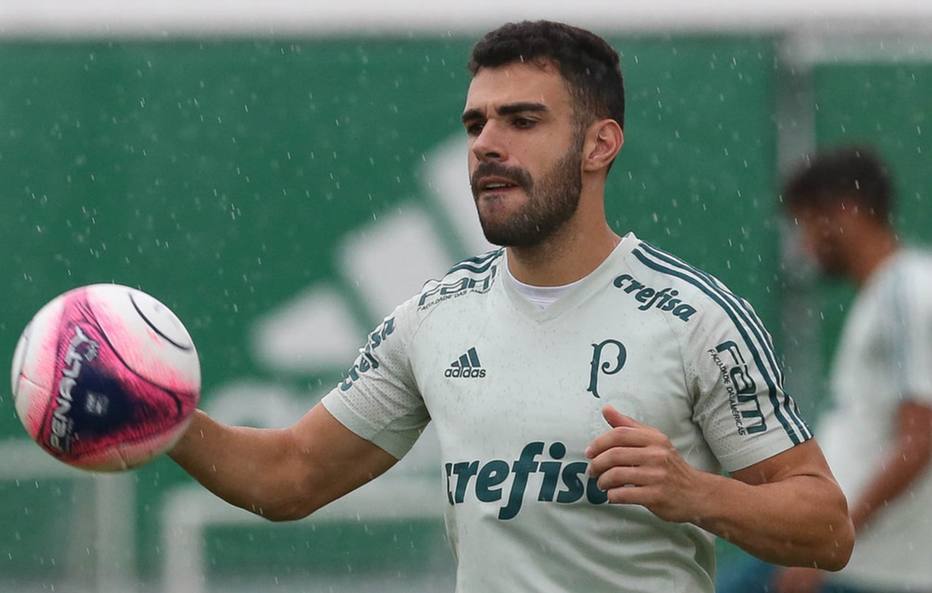 Palmeirense Bruno Henrique reclama após embaixadinhas de Romero: 'É desrespeito'