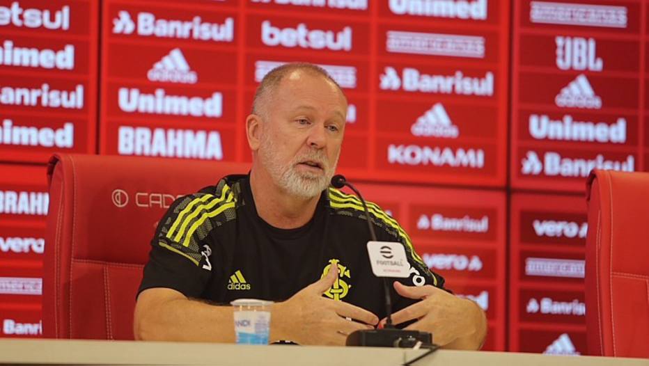 Mano Menezes