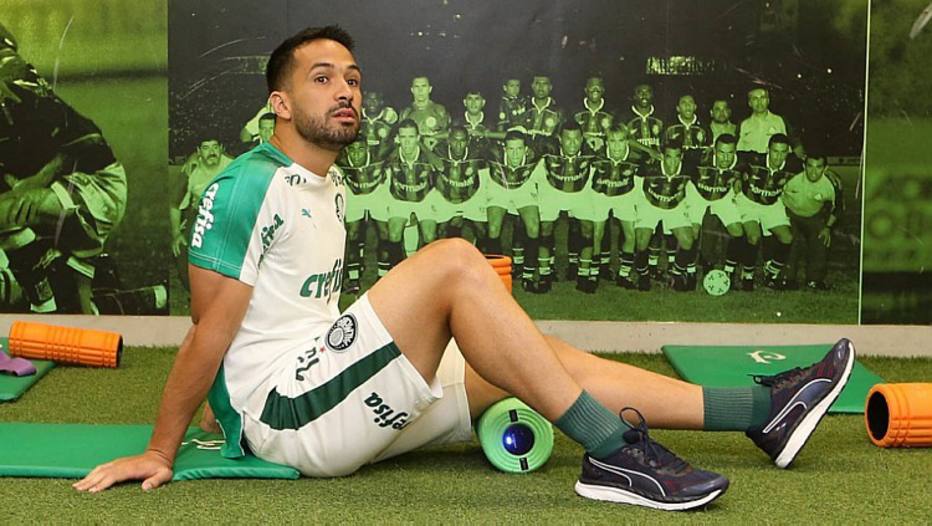 Palmeiras deve ter as voltas de Luan, Gómez e Veiga para jogo de domingo