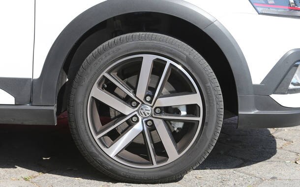 Fiat Argo HGT x VW Fox Pepper