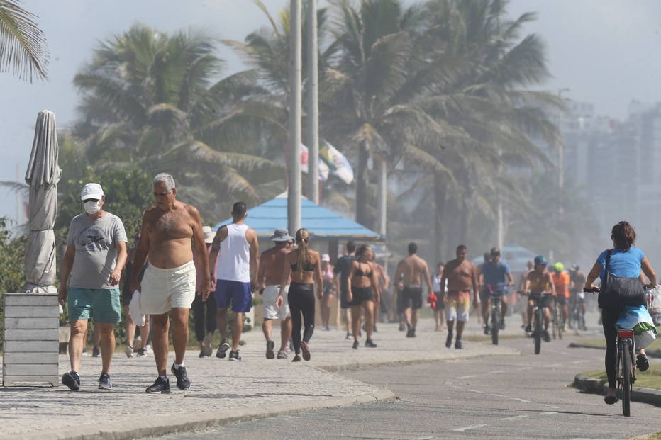 Rio de Janeiro cal&ccedil;ad&atilde;o cheio no feriado 