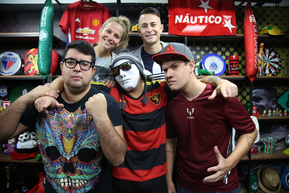Maior canal brasileiro do YouTube sobre futebol agora tem apresentadora mulher Emais Estadão Maior canal brasileiro do YouTube sobre futebol agora tem apresentadora mulher Emais Estadão