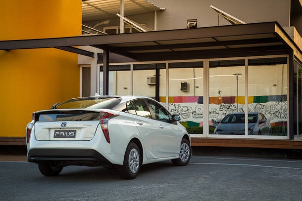 Toyota Prius 2016