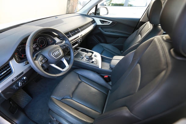 Audi Q7 TDI x Volvo XC90 D5