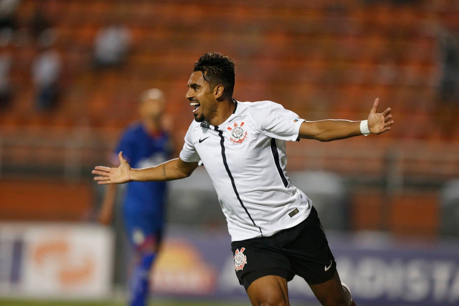 Júnior Dutra terá sequência, e Corinthians ganhará mobilidade