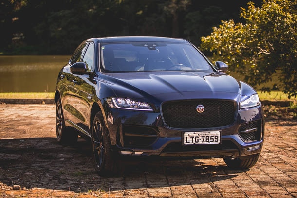 Jaguar F-Pace x Audi Q5