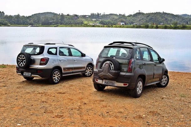 Chevrolet Spin Activ x Fiat Idea Adventure