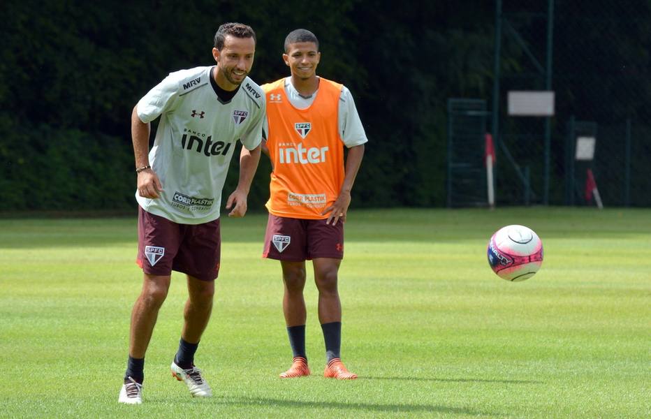 São Paulo faz clássico com o Corinthians para 'virar a chave' após oscilações