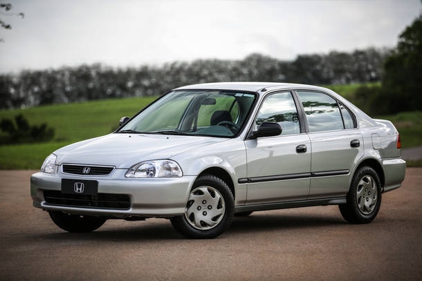 Honda Civic 20 anos