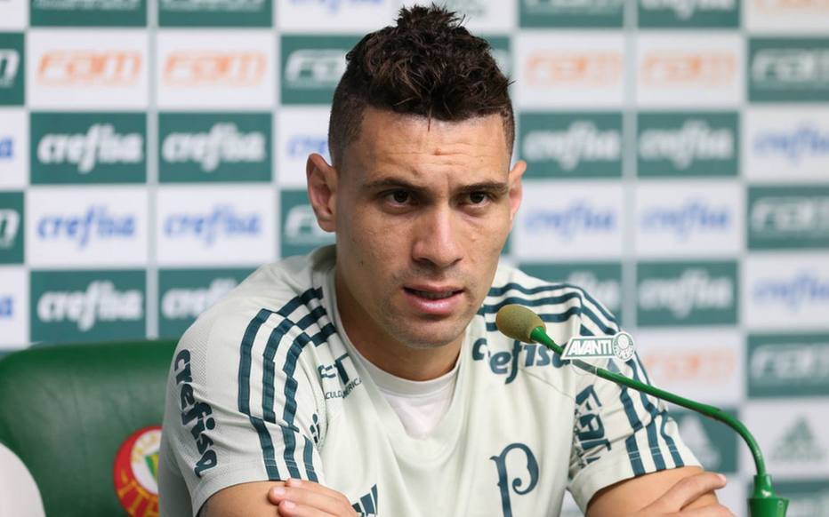 Moisés fica perto de retorno no Palmeiras, mas ainda é dúvida contra o Cruzeiro