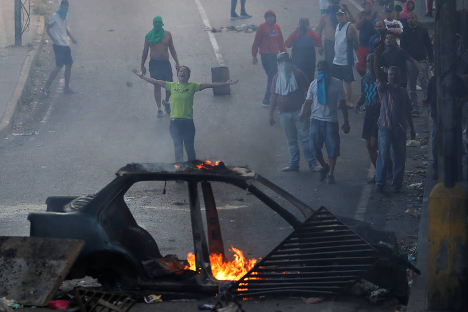 Protestos em quartel na Venezuela 