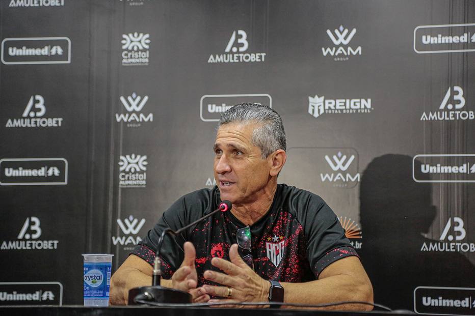 ctv-voa-o-tcnico-jorginho-do-atltico-go-alfinetou-o-portugus-abel-ferreira-aps-a-derrota-para-o-palmeiras